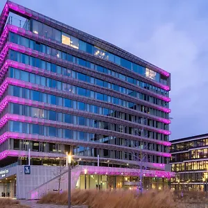 4* Otel Moxy Houthavens