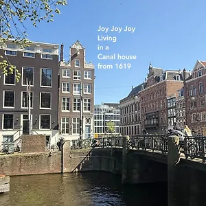 Bed & Breakfast Two Bedroom In Historic Canalhouse From 1618 - Centre