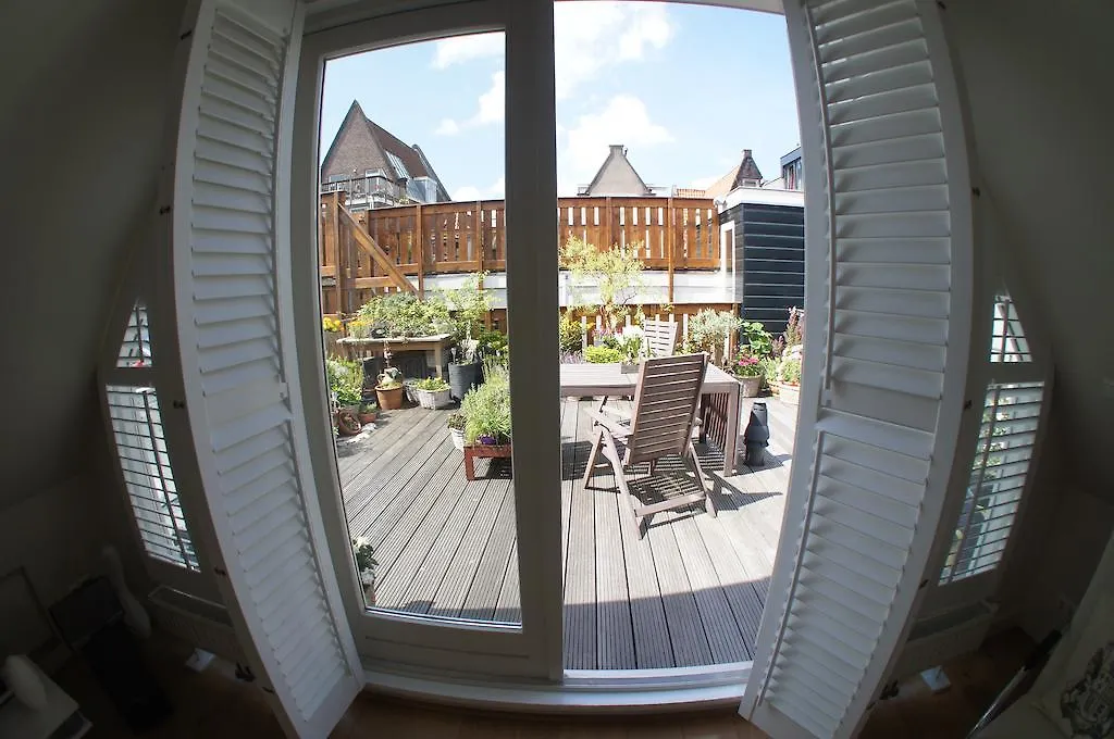 Prince On The Roof Amsterdam Bed & Breakfast